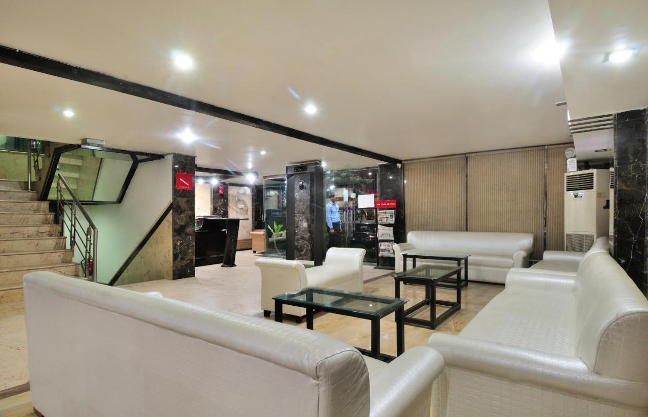 The Bonlon Inn-Near Blk Hospital 델리 외부 사진